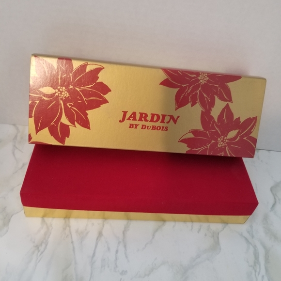 Vintage Jardin By DuBois Soap - Picture 3 of 3